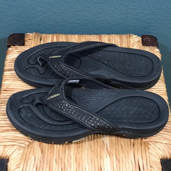 Hobibear Mens Flip Flops Sandals Black 